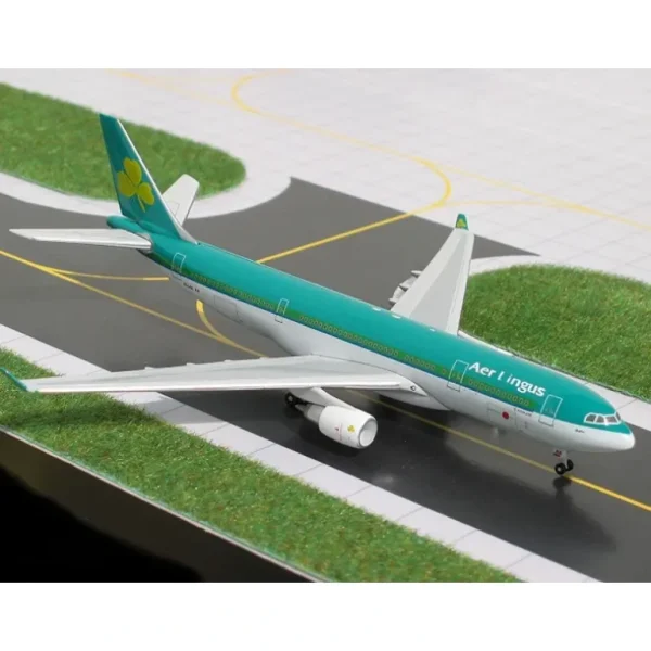 Gemini Jets GJEIN362 1:400 Aer Lingus Airbus A330-200 EI-LAX - Miniature Marvels: Airplane Models & Painted Dice* Airplane Model