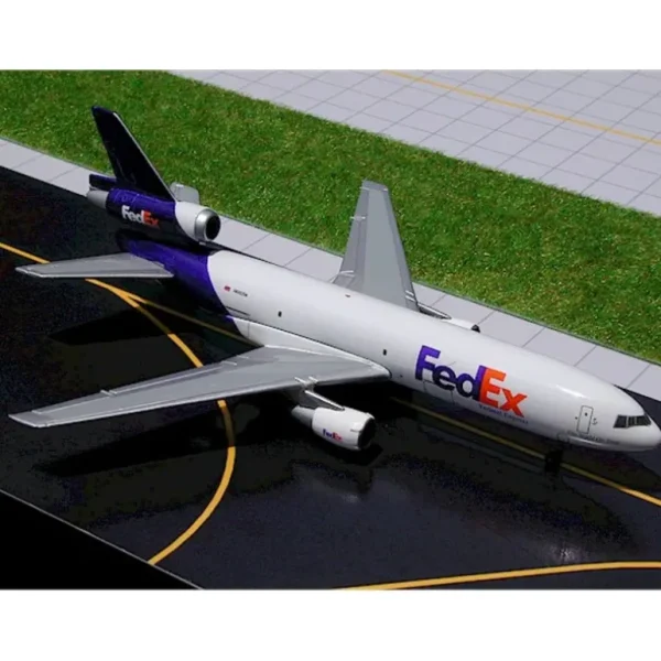 Gemini Jets GJFDX221 1:400 FedEx Express MD-10 N386FE - Miniature Marvels: Airplane Models & Painted Dice* Airplane Model