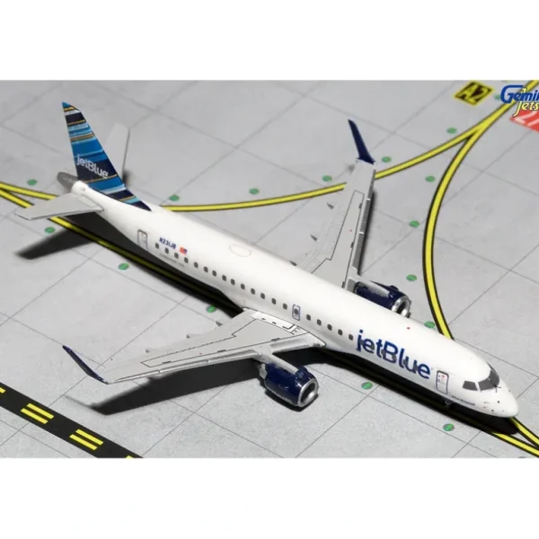 Gemini Jets GJJBU1520 1:400 JetBlue Embraer ERJ-190 N231JB - Miniature Marvels: Airplane Models & Painted Dice* Airplane Model