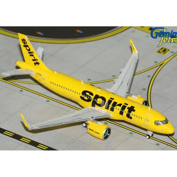 Gemini Jets GJNKS2201 1:400 Spirit Airlines Airbus A320neo N971NK - Miniature Marvels: Airplane Models & Painted Dice* Airplane Model