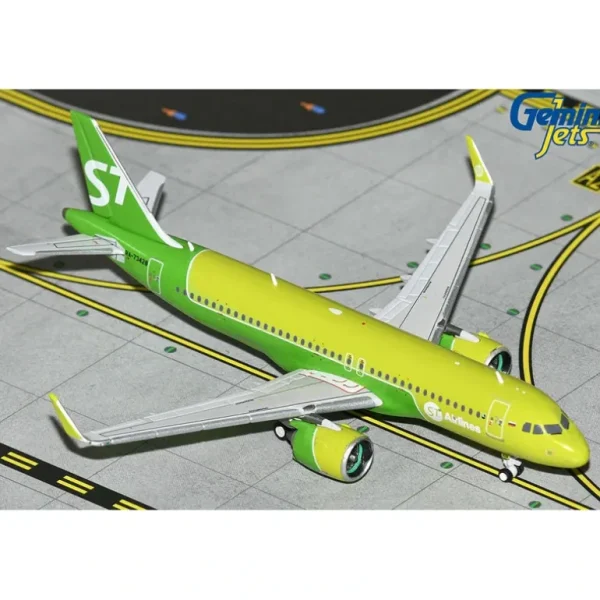 Gemini Jets GJSBI2264 1:400 S7 Airlines Airbus A320neo RA-73428 - Miniature Marvels: Airplane Models & Painted Dice* Airplane Model