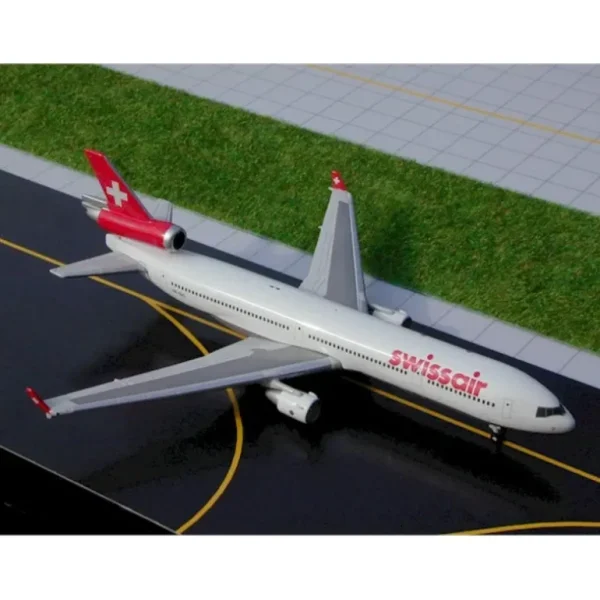 Gemini Jets GJSWR153 1:400 Swissair MD-11 HB-IWO - Miniature Marvels: Airplane Models & Painted Dice* Airplane Model