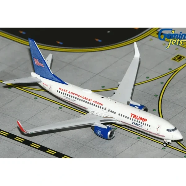 Gemini Jets GJTRU2306 1:400 Trump-Vance Campaign B737-800W N917XA - Miniature Marvels: Airplane Models & Painted Dice* Airplane Model