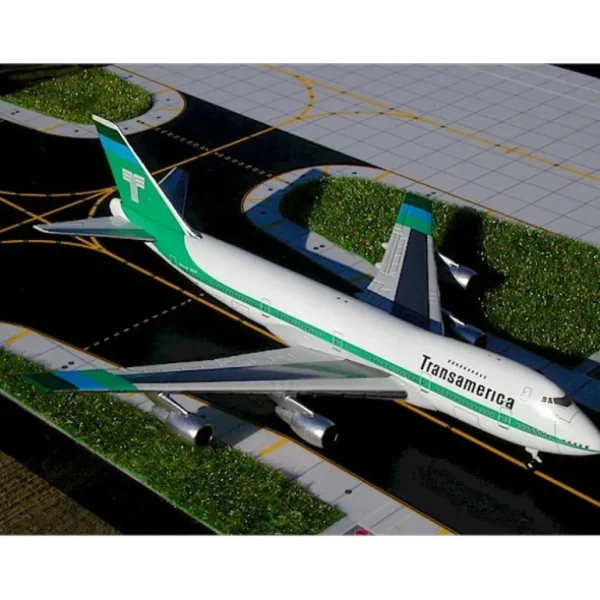 Gemini Jets GJTVA226 1:400 Transamerica Boeing 747-200 - Miniature Marvels: Airplane Models & Painted Dice* Airplane Model