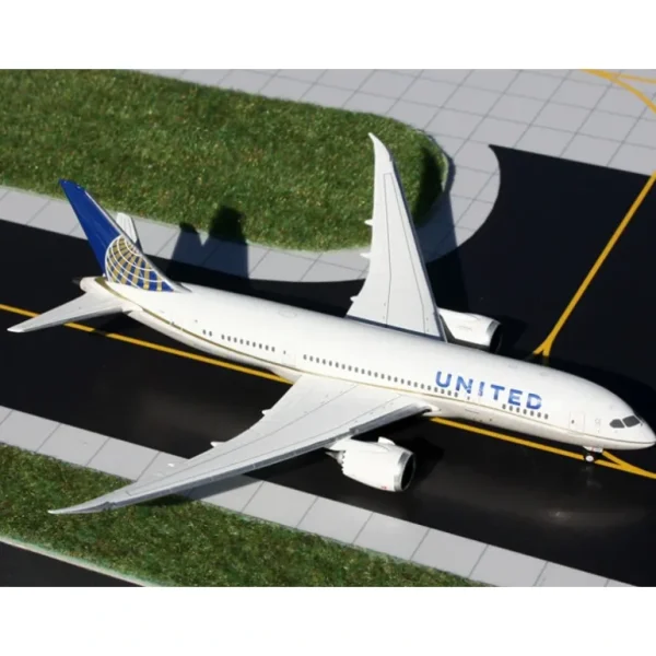 Gemini Jets GJUAL1187 1:400 United Boeing 787-8 N20904 - Miniature Marvels: Airplane Models & Painted Dice* Airplane Model