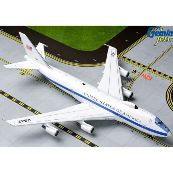 Gemini Jets GMUSA083 1:400 Boeing E-4B - Miniature Marvels: Airplane Models & Painted Dice* Airplane Model