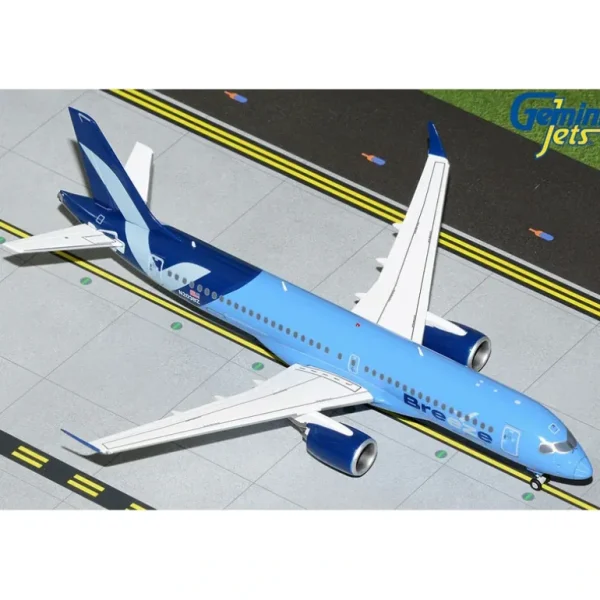 Gemini Jets G2MXY1072 1:200 Breeze Airbus A220 - Miniature Marvels: Airplane Models & Painted Dice* Airplane Model