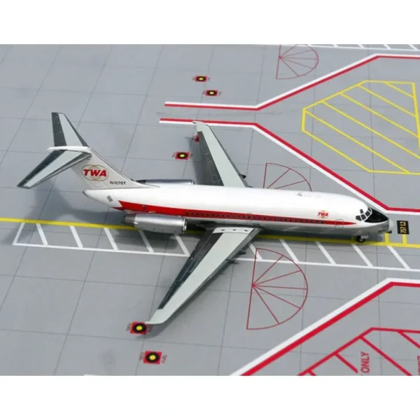 Gemini Jets G2TWA040 1:200 TWA DC-9-15 N1070T - Miniature Marvels: Airplane Models & Painted Dice* Airplane Model