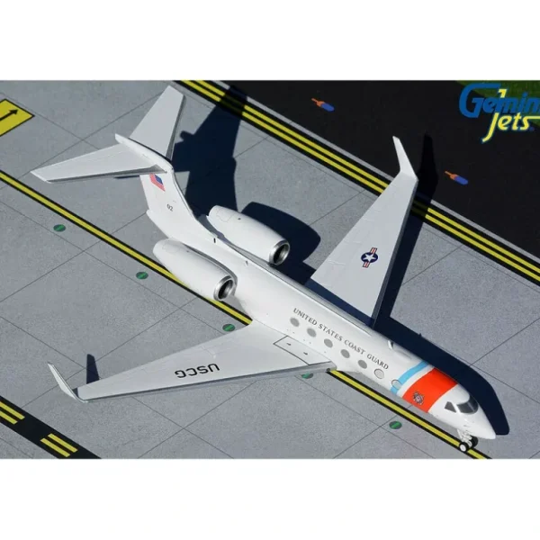 Gemini Jets G2USC918 1:200 US Coast Guard C-37B Gulfstream 500 - Miniature Marvels: Airplane Models & Painted Dice* Airplane Model