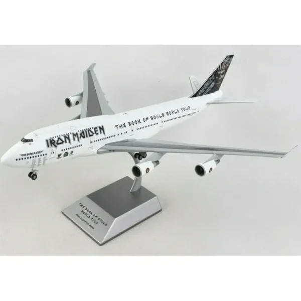 Herpa 571609 1:200 Iron Maiden Boeing 747-400 Ed Force One - Miniature Marvels: Airplane Models & Painted Dice* Airplane Model