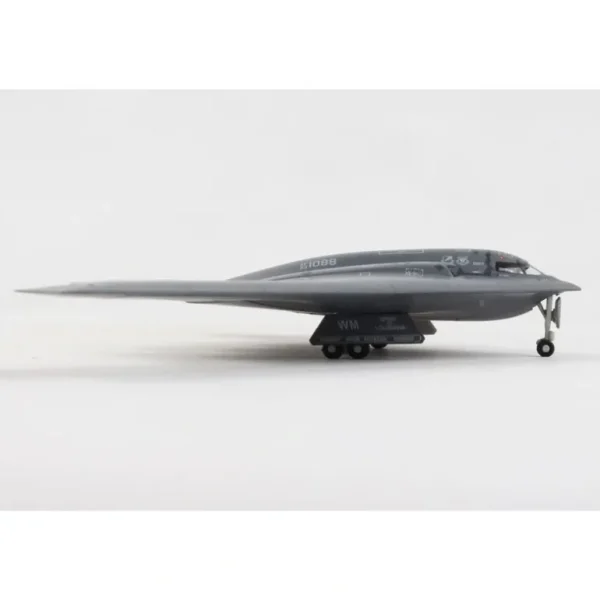 Herpa 571265 1:200 Northrop Grumman B-2A Spirit of Louisiana - Miniature Marvels: Airplane Models & Painted Dice* Airplane Model