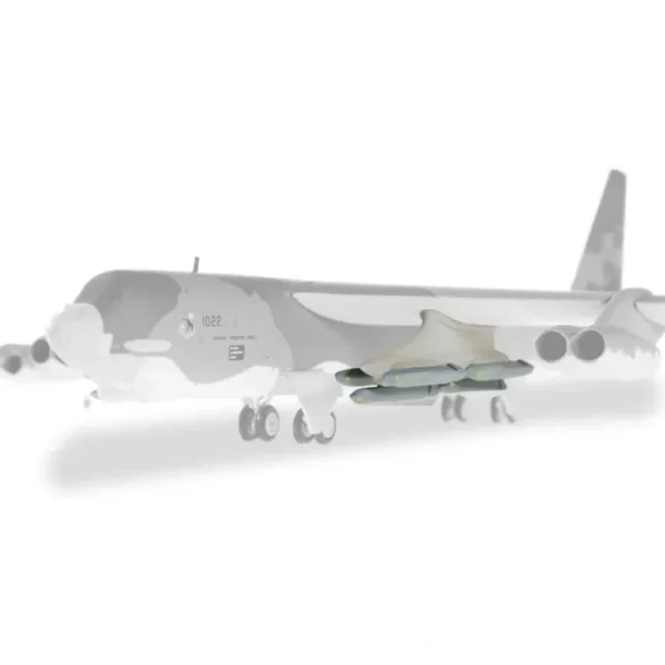 Herpa Wings 557559 1:200 AGM-86 Cruise Missile Set for B-52 Statofortress - Miniature Marvels: Airplane Models & Painted Dice* Airplane Model