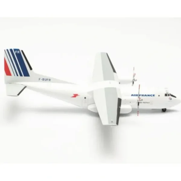 Herpa Wings 572057 1:200 Air France C-160 - Miniature Marvels: Airplane Models & Painted Dice* Airplane Model