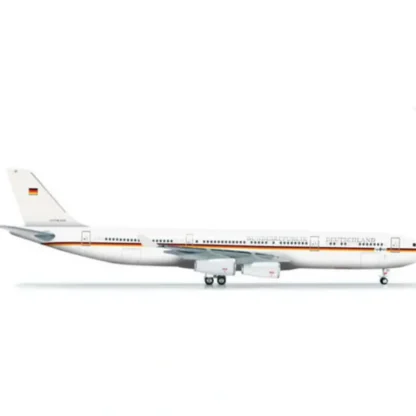 Herpa Wings 555968 1:200 Luftwaffe Airbus 340-300 - Miniature Marvels: Airplane Models & Painted Dice* Airplane Model