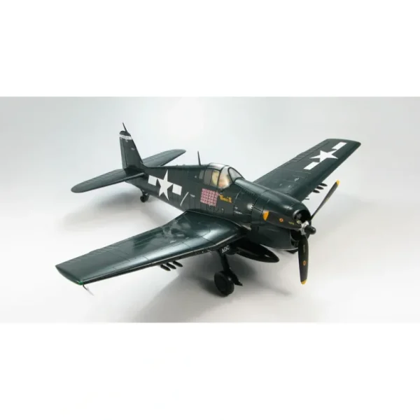 Hobby Master HA0301 1:32 F6F-5 Hellcat - Miniature Marvels: Airplane Models & Painted Dice* Airplane Model