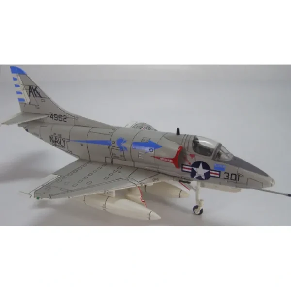 Hobby Master HA1402 1:72 McDonnell Douglas A-4B VA-106 The Gladiators - Miniature Marvels: Airplane Models & Painted Dice* Airplane Model