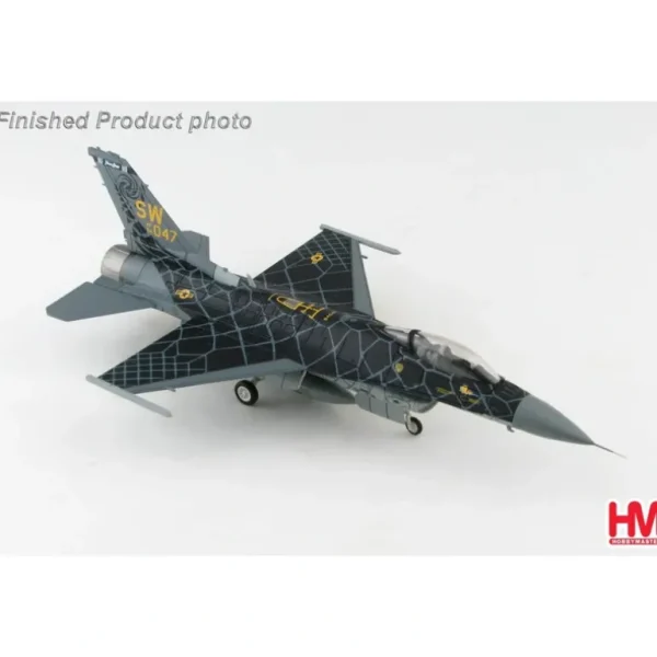 Hobby Master HA3883 1:72 USAF F-16C Demo Team "Venom' - Miniature Marvels: Airplane Models & Painted Dice* Airplane Model