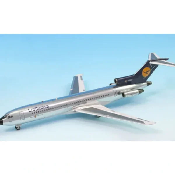 *Inflight IF722005 1:200 Lufthansa Boeing 727-200 "Karlsruhe" - Miniature Marvels: Airplane Models & Painted Dice* Airplane Model