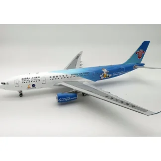 InFlight200 IF3320218 China Southern A330-200 B-6057 - Miniature Marvels: Airplane Models & Painted Dice* Airplane Model