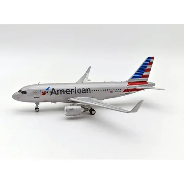 *Inflight IF319AA1122 1:200 American Airlines Airbus A319-115 - Miniature Marvels: Airplane Models & Painted Dice* Airplane Model