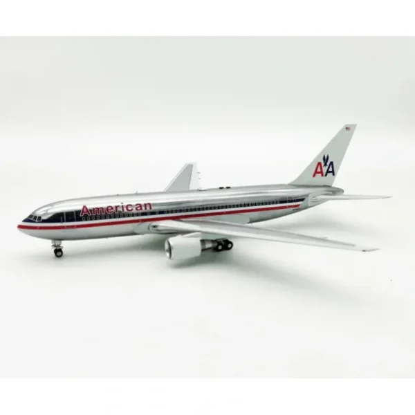 *InFlight IF762AA1221 1:200 American Airlines Boeing 767-200 - Miniature Marvels: Airplane Models & Painted Dice* Airplane Model