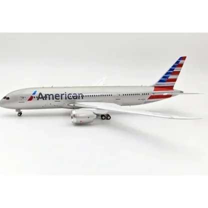 InFlight200 IF788AA1023 American Airlines Boeing 787-8 Dreamliner N880BJ - Miniature Marvels: Airplane Models & Painted Dice* Airplane Model