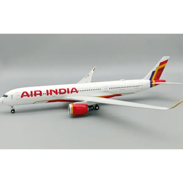 *Inflight IF359AI1223 1:200 AIR INDIA Airbus A350-941 VT-JRA - Miniature Marvels: Airplane Models & Painted Dice* Airplane Model
