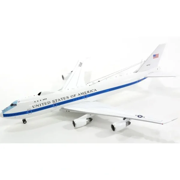 *Inflight IFE41014 1:200 USAF Boeing E-4B - Miniature Marvels: Airplane Models & Painted Dice* Airplane Model