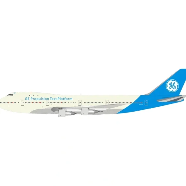 *InFlight IF742GE01 1:200 GE Propulsion Test Platform 747-200 - Miniature Marvels: Airplane Models & Painted Dice* Airplane Model
