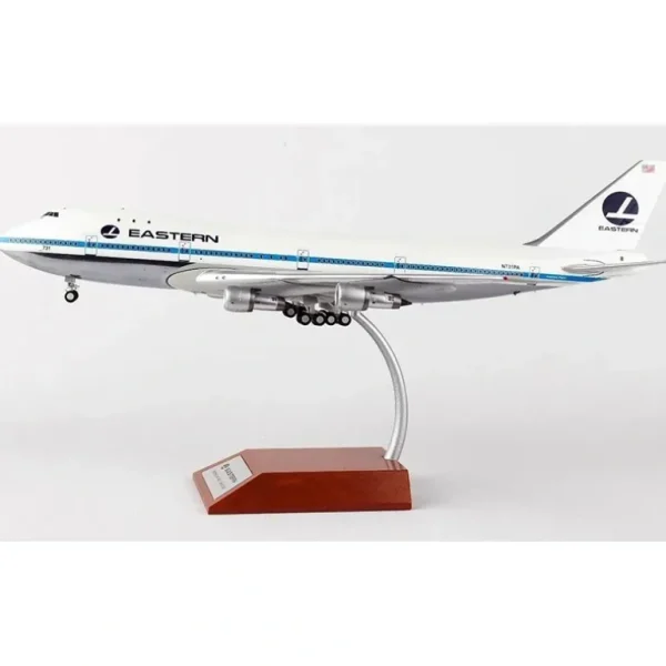*Inflight IFJET51P 1:200 Eastern Airlines Boeing 747-100 - Miniature Marvels: Airplane Models & Painted Dice* Airplane Model