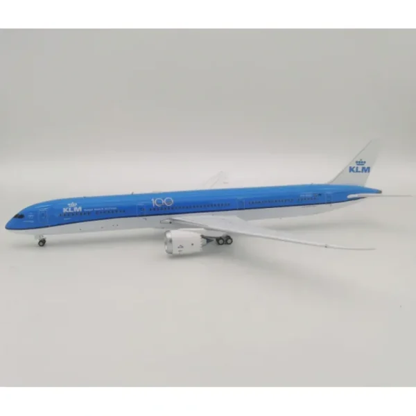 *InFlight IF787KLM1120 1:200 KLM Boeing 787-10 - Miniature Marvels: Airplane Models & Painted Dice* Airplane Model