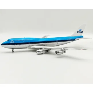 *Inflight IF742KLM1222P 1:200 KLM Boeing 747-206B - Miniature Marvels: Airplane Models & Painted Dice* Airplane Model