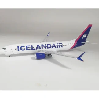 InFlight IF738MFI1122 1:200 Icelandair Boeing 737-8 MAX TF-ICU - Miniature Marvels: Airplane Models & Painted Dice* Airplane Model