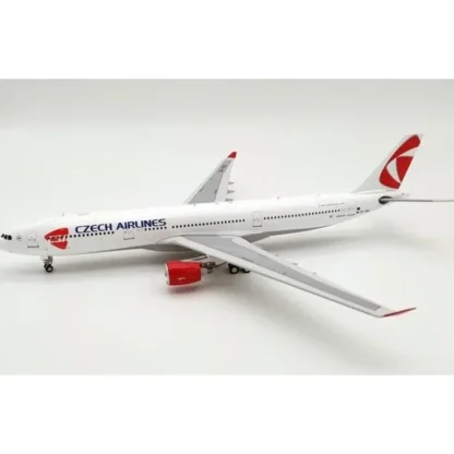 InFlight200 IF333OK1120 Czech Airlines A330-300 OK-YBA - Miniature Marvels: Airplane Models & Painted Dice* Airplane Model