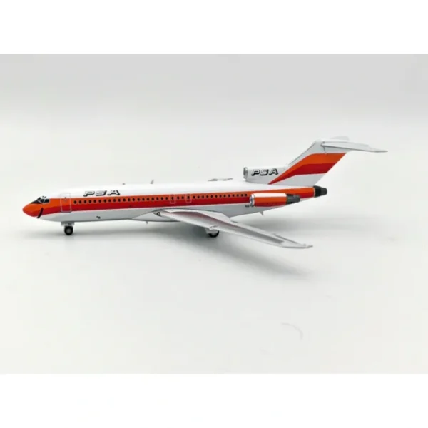 *Inflight IF721PSA0523 1:200 PSA Boeing 727-100 - Miniature Marvels: Airplane Models & Painted Dice* Airplane Model