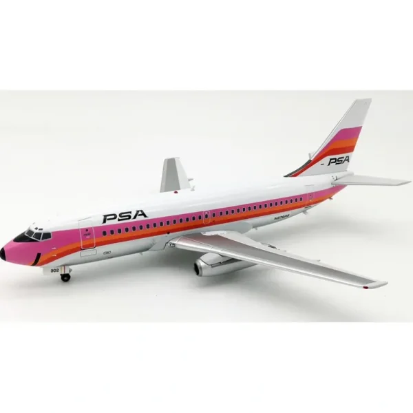 *Inflight IF732PS0119P 1:200 PSA Boeing 737-200 - Miniature Marvels: Airplane Models & Painted Dice* Airplane Model