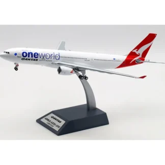 InFlight200 IF332QFA0419 Qantas One World A330-200 VH-EBV - Miniature Marvels: Airplane Models & Painted Dice* Airplane Model