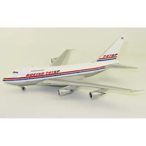 *Inflight IF747SP0819P 1:200 Boeing 747SP - Miniature Marvels: Airplane Models & Painted Dice* Airplane Model