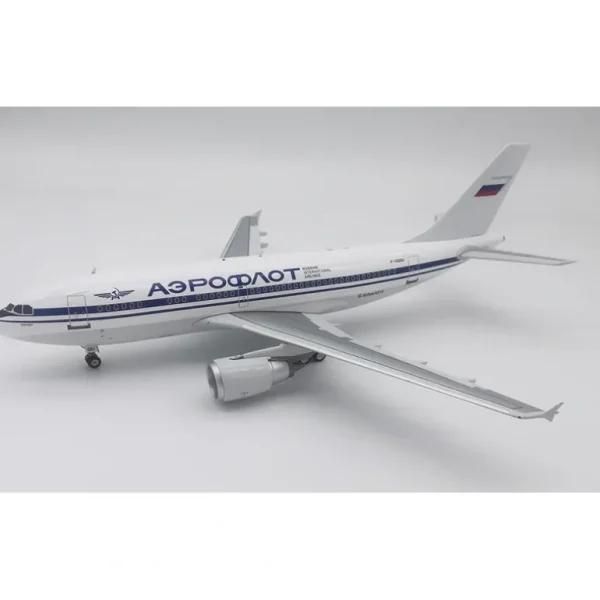 *Inflight IF310SU0620 1:200 Russian International Airlines Airbus A310-308 - Miniature Marvels: Airplane Models & Painted Dice* Airplane Model