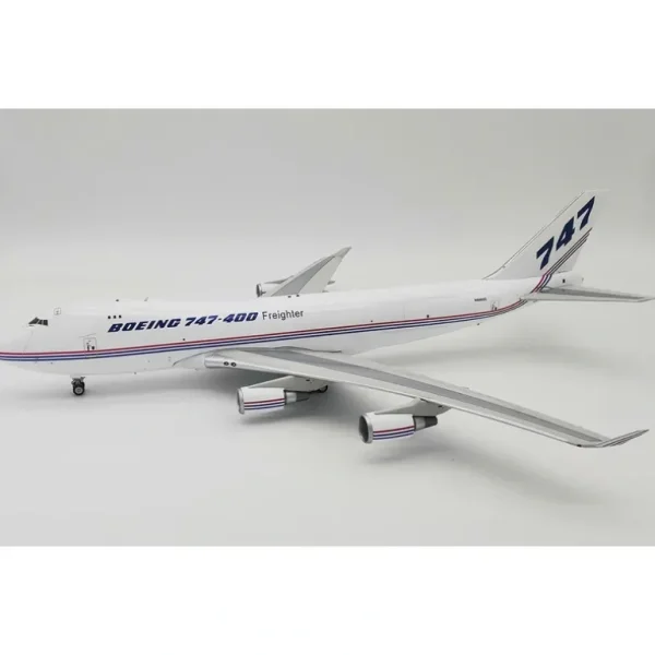 *InFlight IF744SUDBOEING25 1:200 Boeing Freighter Boeing 747-400 N6005C - Miniature Marvels: Airplane Models & Painted Dice* Airplane Model
