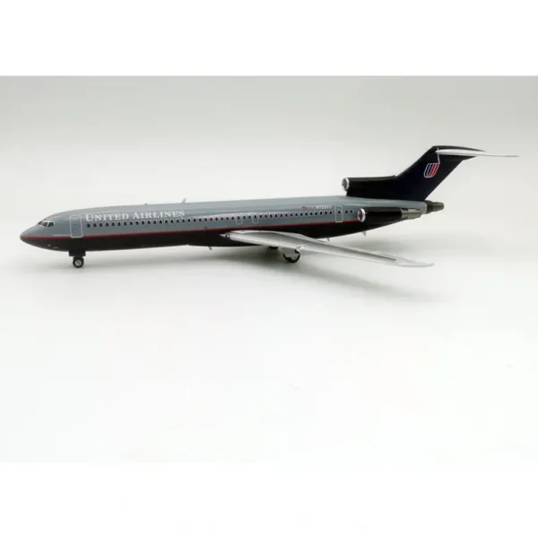 *Inflight IF722UA0123 1:200 United Airlines Boeing 727-200 - Miniature Marvels: Airplane Models & Painted Dice* Airplane Model
