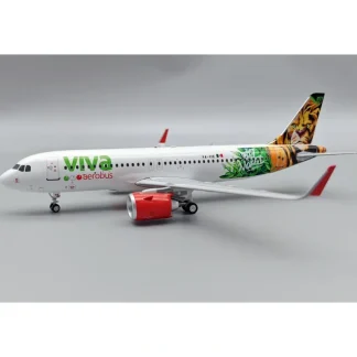 InFlight200 IF320VB0824 VivaAerobus Airbus A320-271N XA-VIE - Miniature Marvels: Airplane Models & Painted Dice* Airplane Model