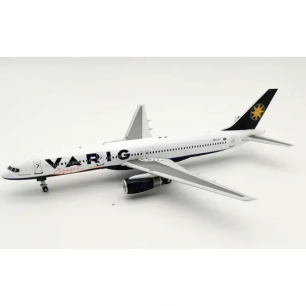 *InFlight IF752VG1220 1:200 Varig Boeing 757-200 PP-VTT - Miniature Marvels: Airplane Models & Painted Dice* Airplane Model
