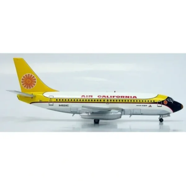 *Inflight JETUSA001 1:200 Air California Boeing 737-200 N462AC "California Republic" - Miniature Marvels: Airplane Models & Painted Dice* Airplane Model