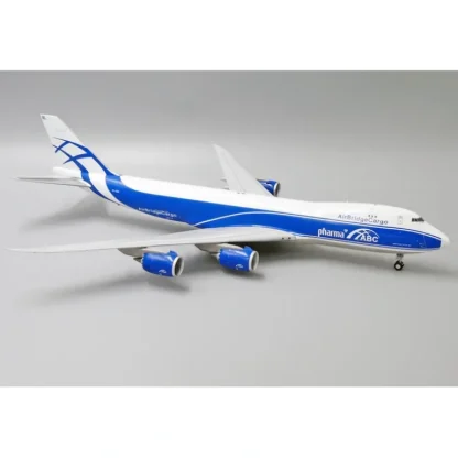 JC Wings 1:200 Air Bridge Cargo Boeing747-8F JC2290 - Miniature Marvels: Airplane Models & Painted Dice* Airplane Model