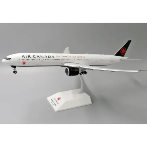 JC Wings 1:200 Air Canada Boeing 777-333ER XX2133A (Flaps Down) - Miniature Marvels: Airplane Models & Painted Dice* Airplane Model