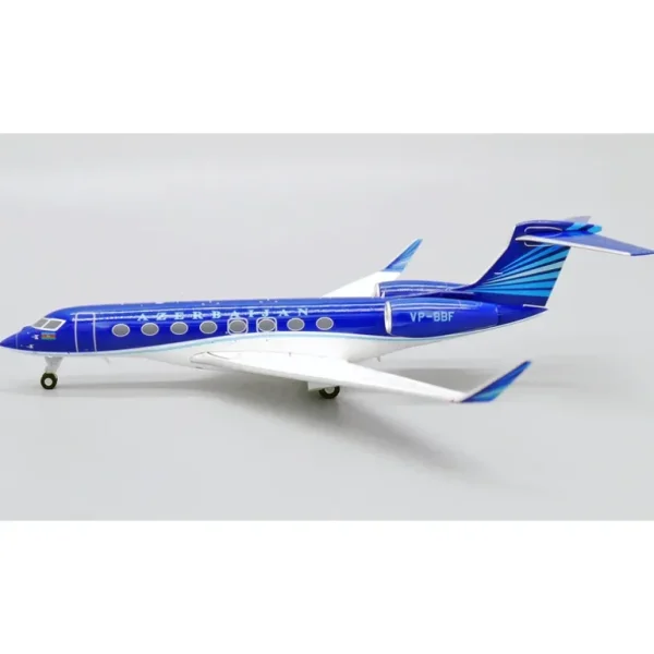 JC Wings 1:200 Azerbaijan Gulfstream G650 LH2291 - Miniature Marvels: Airplane Models & Painted Dice* Airplane Model