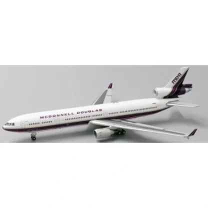 JC Wings LH4076 1:400 House Color McDonnell Douglas MD-11 N211MD - Miniature Marvels: Airplane Models & Painted Dice* Airplane Model