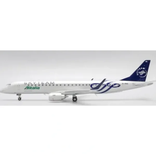 JC Wings XX20263 1:200 Alitalia Embraer ERJ-190STD "Skyteam" Reg: EI-RND - Miniature Marvels: Airplane Models & Painted Dice* Airplane Model
