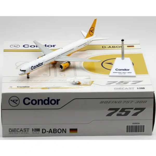 JC Wings XX20336 1:200 Condor Boeing 757-300 - Miniature Marvels: Airplane Models & Painted Dice* Airplane Model